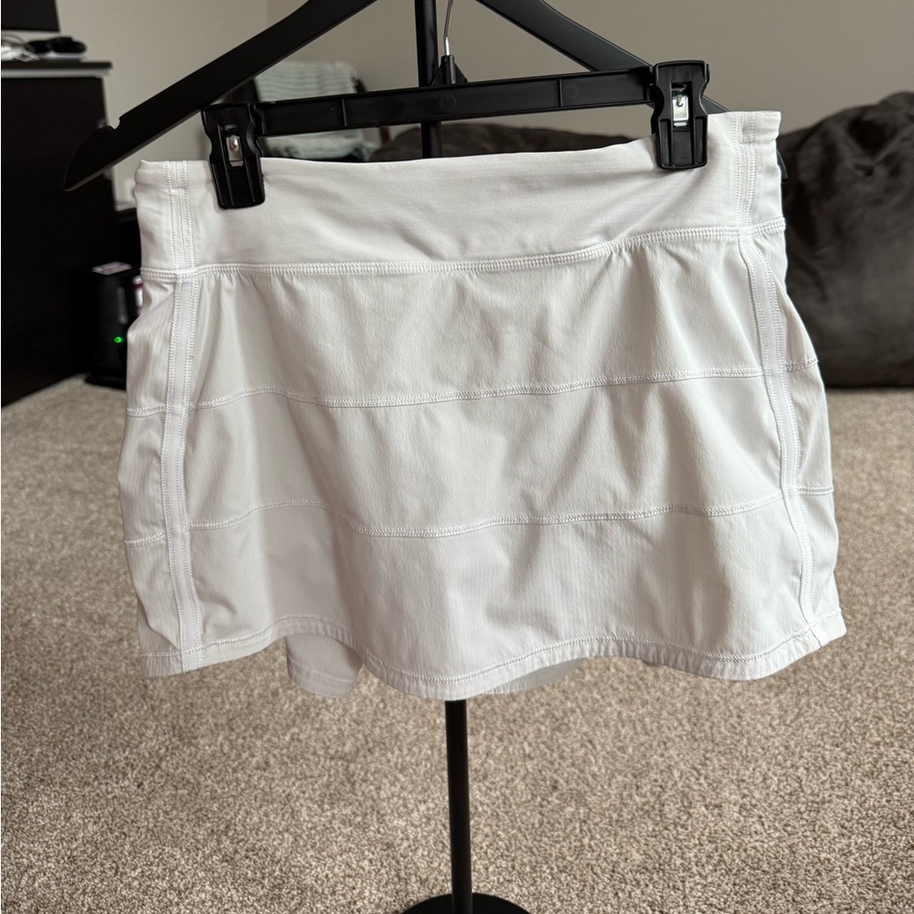 Lululemon white Pace Rival skirt size 8t